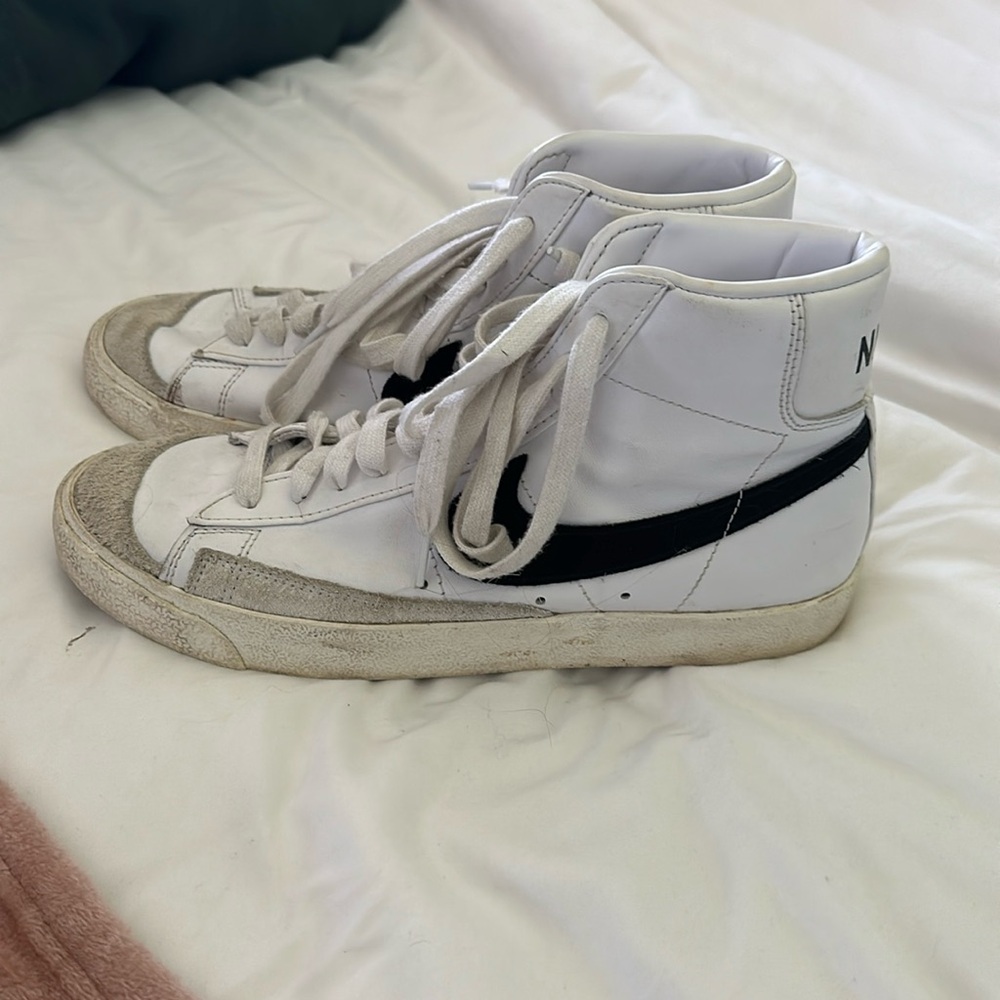 nike blazers size 9